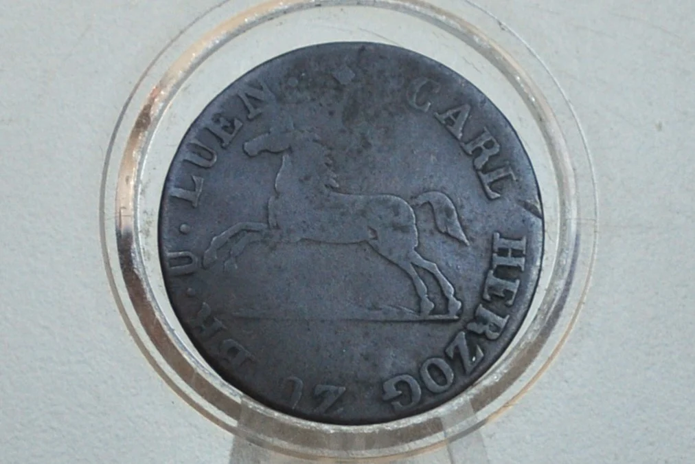 1829 German States 1 Pfennig - Duchy of Brunswick - Great Condition - Charles II - - Image 2