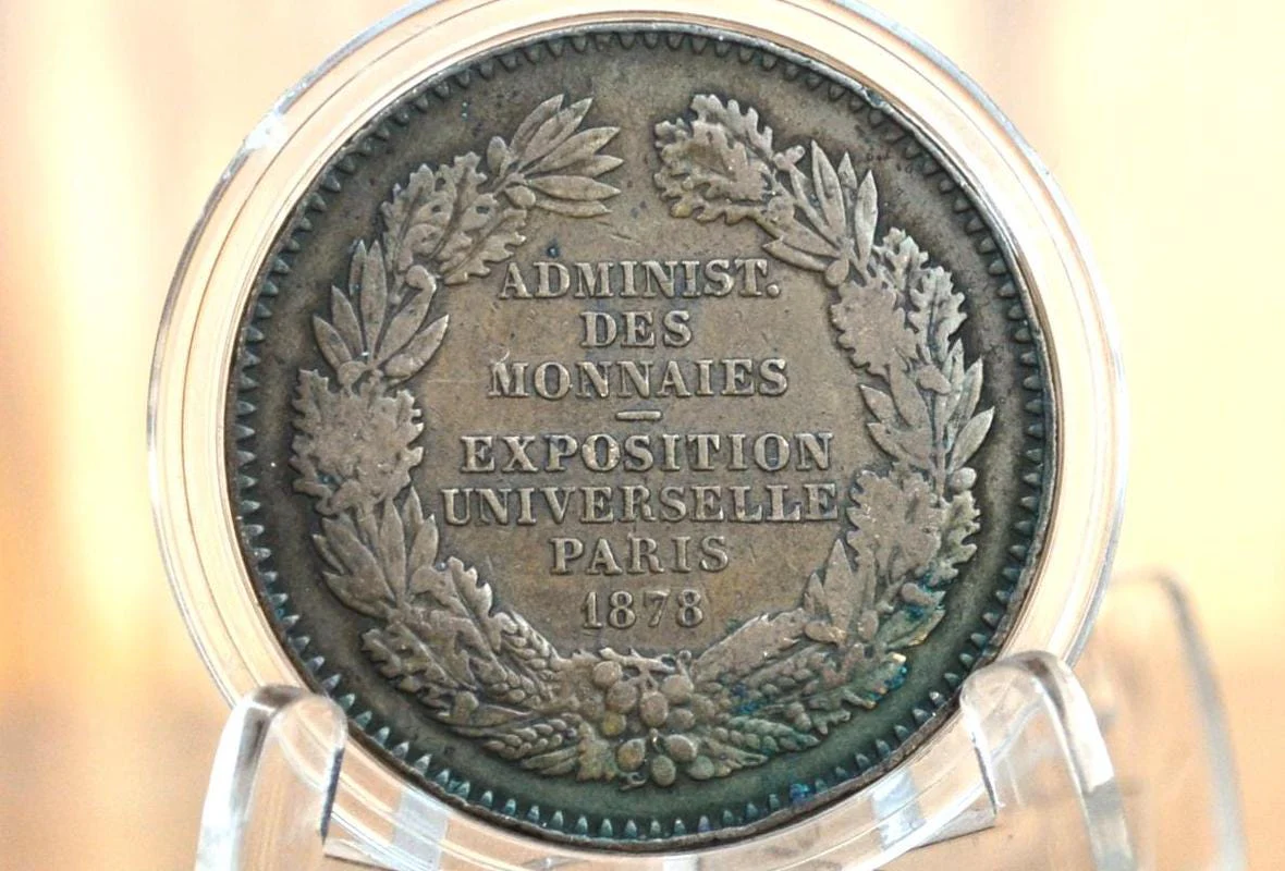 1878 Worlds Fair French Exposition Universelle Medal, Great Condition - 1878 Medal Paris, 1878 Paris Exposition - Image 2