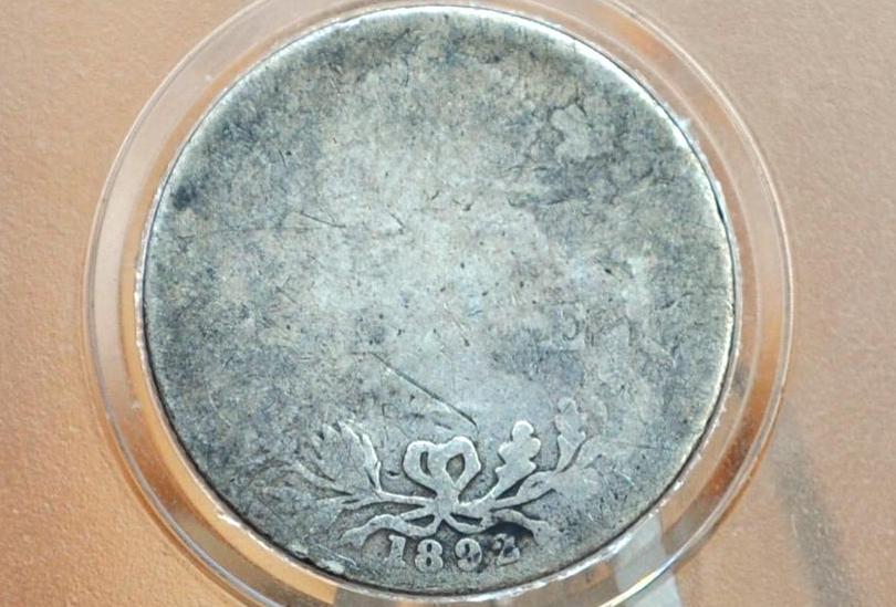 1892 Sixpence Great Britain - Good Condition, Silver - Queen Victoria - Sterling Silver 6 Pence - 1892 Six pence 1892 6 Pence - Image 2
