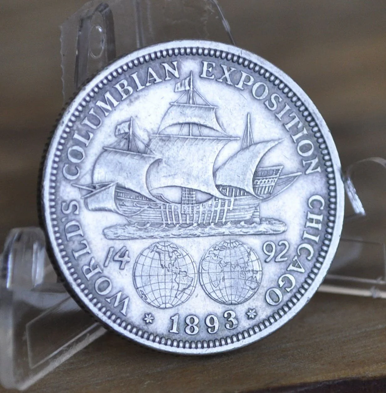 1893 Columbian Silver Commemorative Half Dollar - Chicago Worlds Fair Half Dollar 1893 World's Columbian Exposition Half Dollar 1892 - Image 4