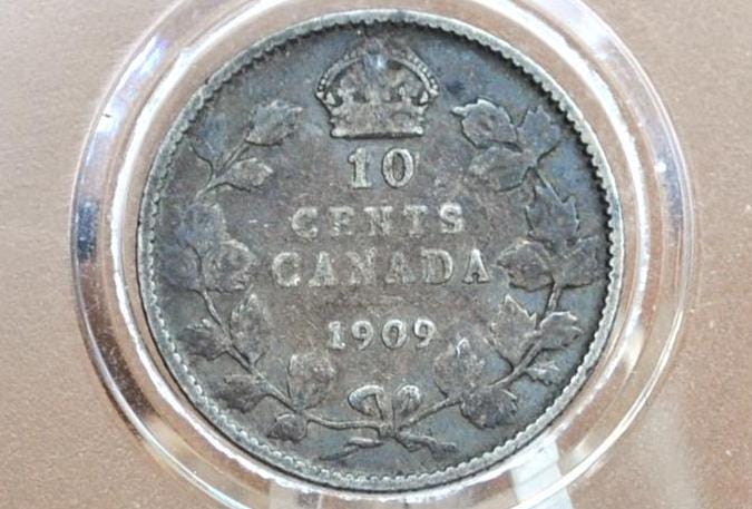 1909 Canadian Ten Cent - Choose by Coin / Grade - Victorian Leaves (Small / Narrow) 10 Cent Canada 1909 10 Cent Silver - 1909 Dime Canada - Image 3