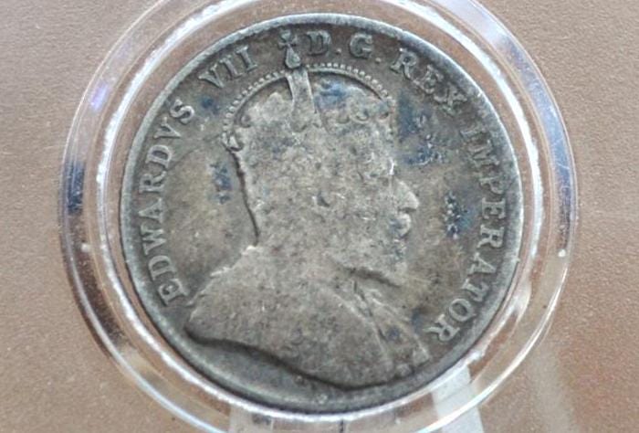 1909 Canadian Ten Cent - Choose by Coin / Grade - Victorian Leaves (Small / Narrow) 10 Cent Canada 1909 10 Cent Silver - 1909 Dime Canada - Image 4