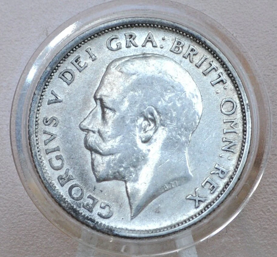 1915 Great Britain Silver 1 Shilling UK One Shilling 1915 - About Uncirculated Grade, Lustrous Coin - 1 Shilling 1915 Sterling Shilling UK - Image 2