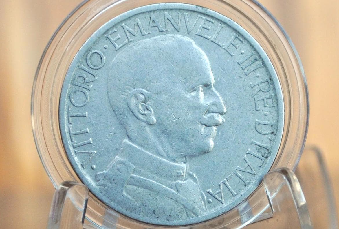 1924 Italian 2 Lire Coin - Great Condition - Victor Emmanuel III - Italy Two Lire Coin 1924 - Kingdom of Italy - Image 2