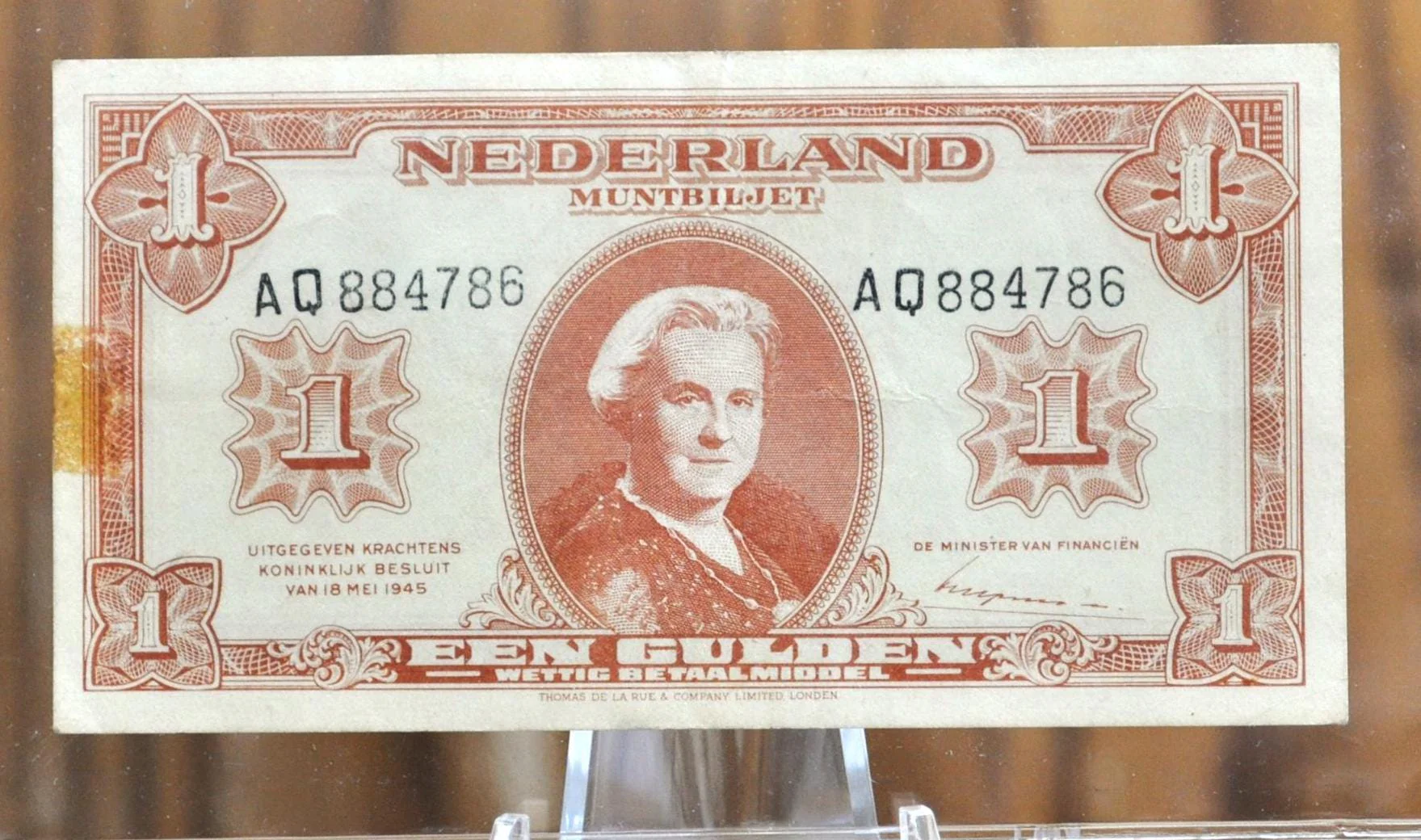 1945 Netherlands 1 Gulden Banknote - 1945 Muntbiljet Issue, 2 Letter Prefix - WWII Era Netherlands One Gulden Note 1945 - P#70 - Image 3