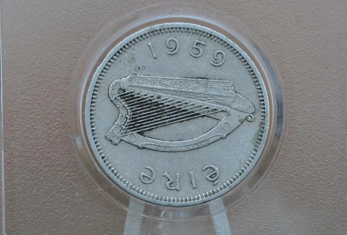 1950's and 60's Irish Shillings - Great Condition, Choose by Date - Vintage Irish Shilling Coin Ireland 1954 UK Shilling 1966 - Bull Design - Image 4