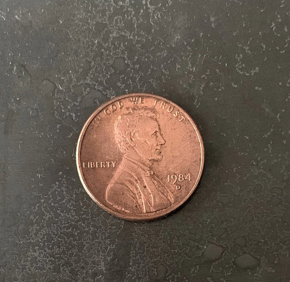 1984 D  Lincoln Memorial Penny Cent - Fantastic Condition - 38th Anniversary - Collectible Coin - Denver Mint - Image 2