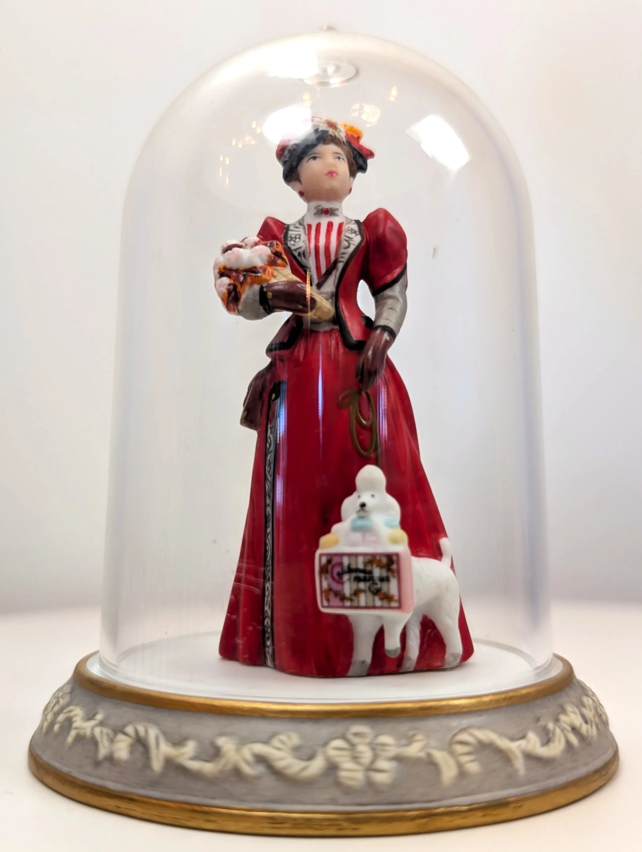 1997 Avon Mrs. Albee Award MINI Porcelain Figurine - 3.25", With Dome - Like New, No Box - Avon Presidents Club Miniature Award 1997 - Image 3