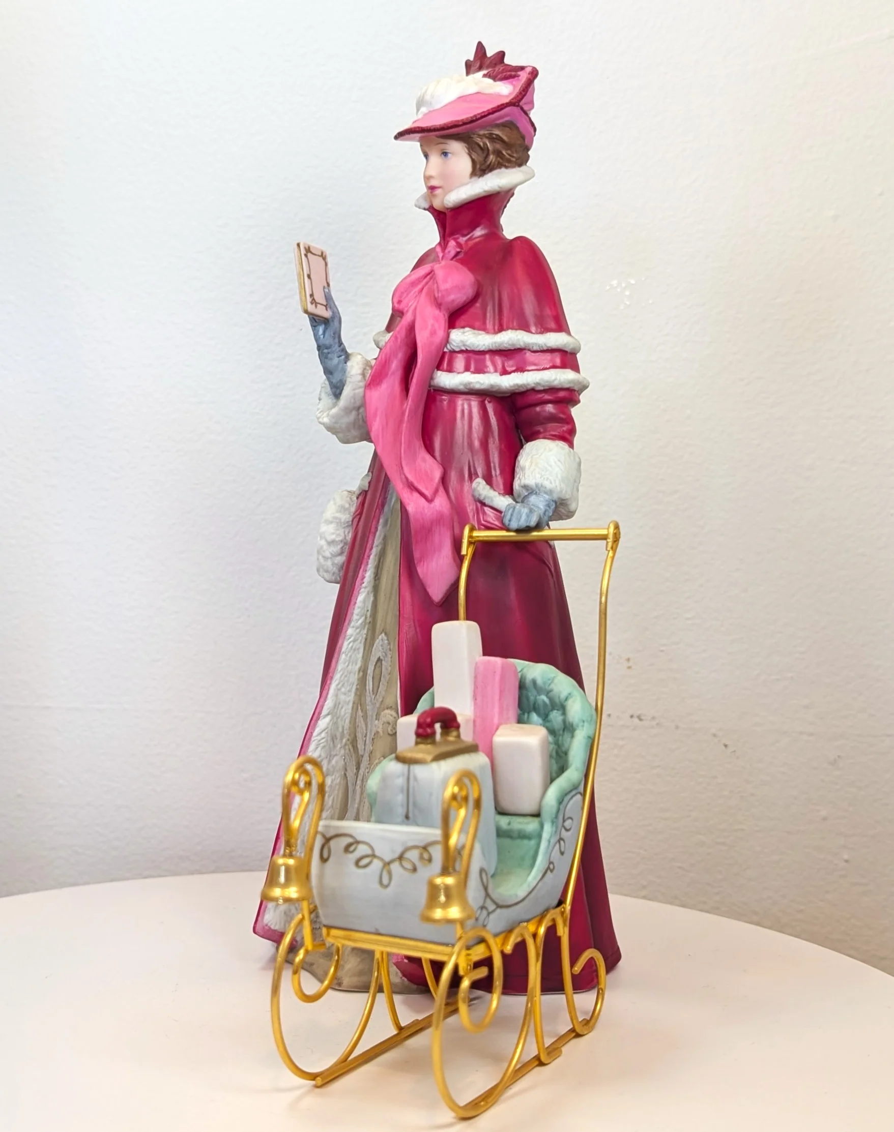 1989 Avon Mrs. Albee Award Porcelain Figurine - Christmas Sleigh - Like New, No Box - Avon Presidents Club Award 1989 - Image 2