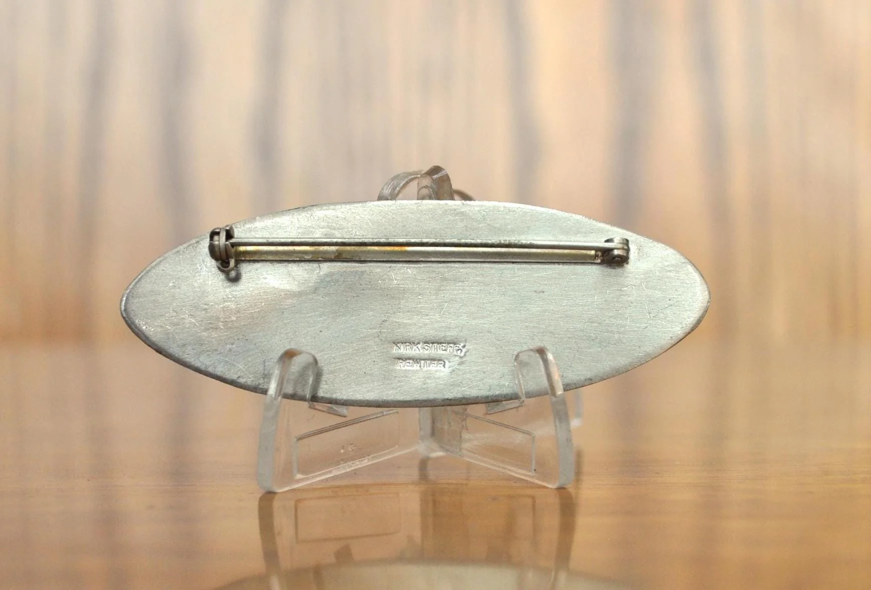Amazing Signed Kirk-Stieff Pewter Oval Floral Engraved Pin Brooch - Kirk-Stieff Pewter Pin - Oval Floral Brooch - Image 2