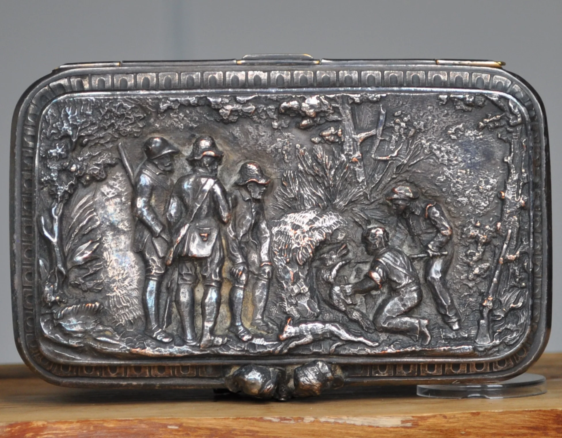 Antique Silverplated Boar Hunting Box - Trinket/Jewelry Box - Treasure Chest - Purple Mesh Inside - Image 6