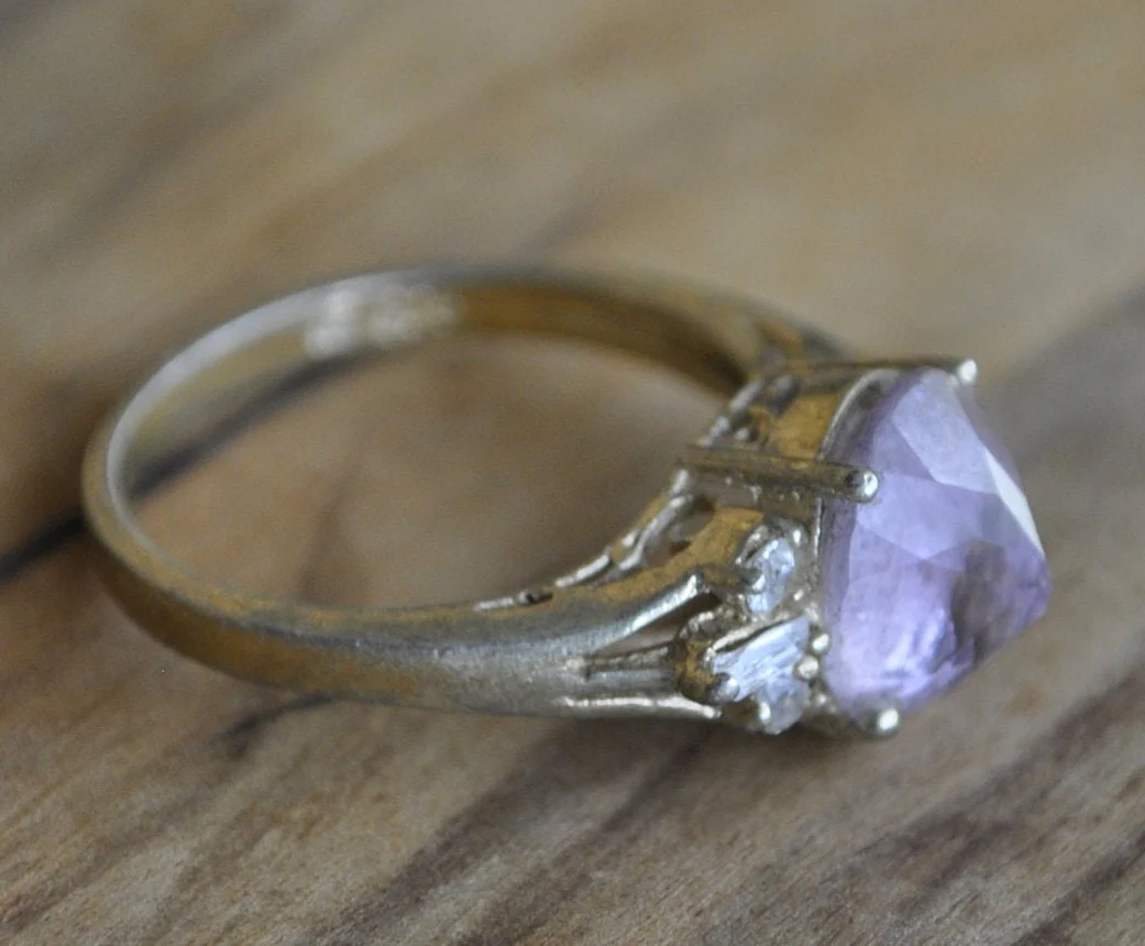 Antique Sterling Silver Ring Gold Tone - Size 8 Ring Size 8 (18.1 MM Band) - Purple Fluorite and Cubic Zirconia Stones - 925 Silver - Image 4