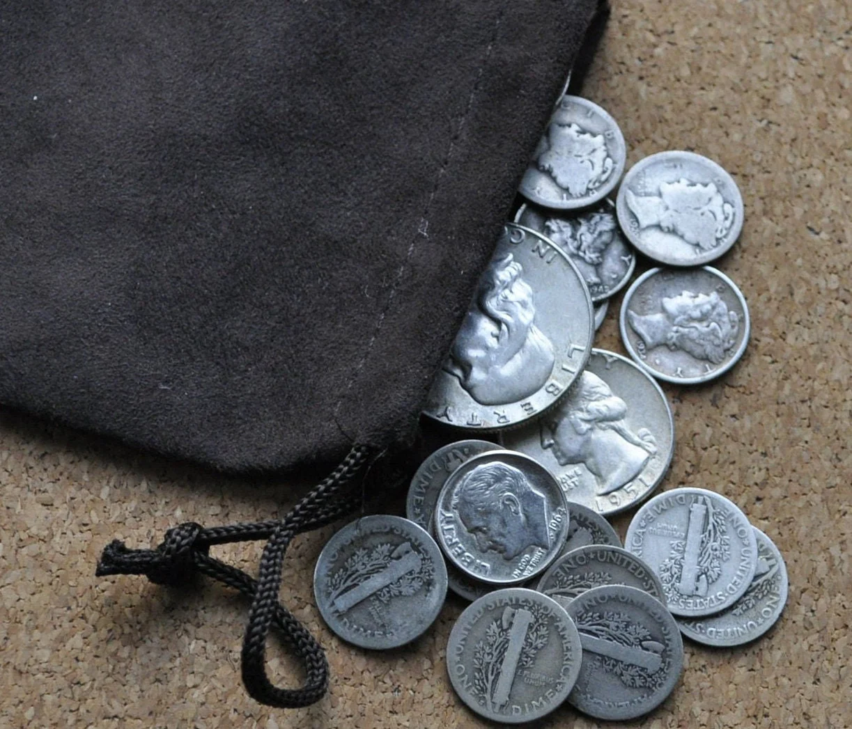 Bag of Silver Coins - Silver Dollars, Silver Dimes, Silver Quarters, Silver Half dollars - Choose by Size! - Image 6
