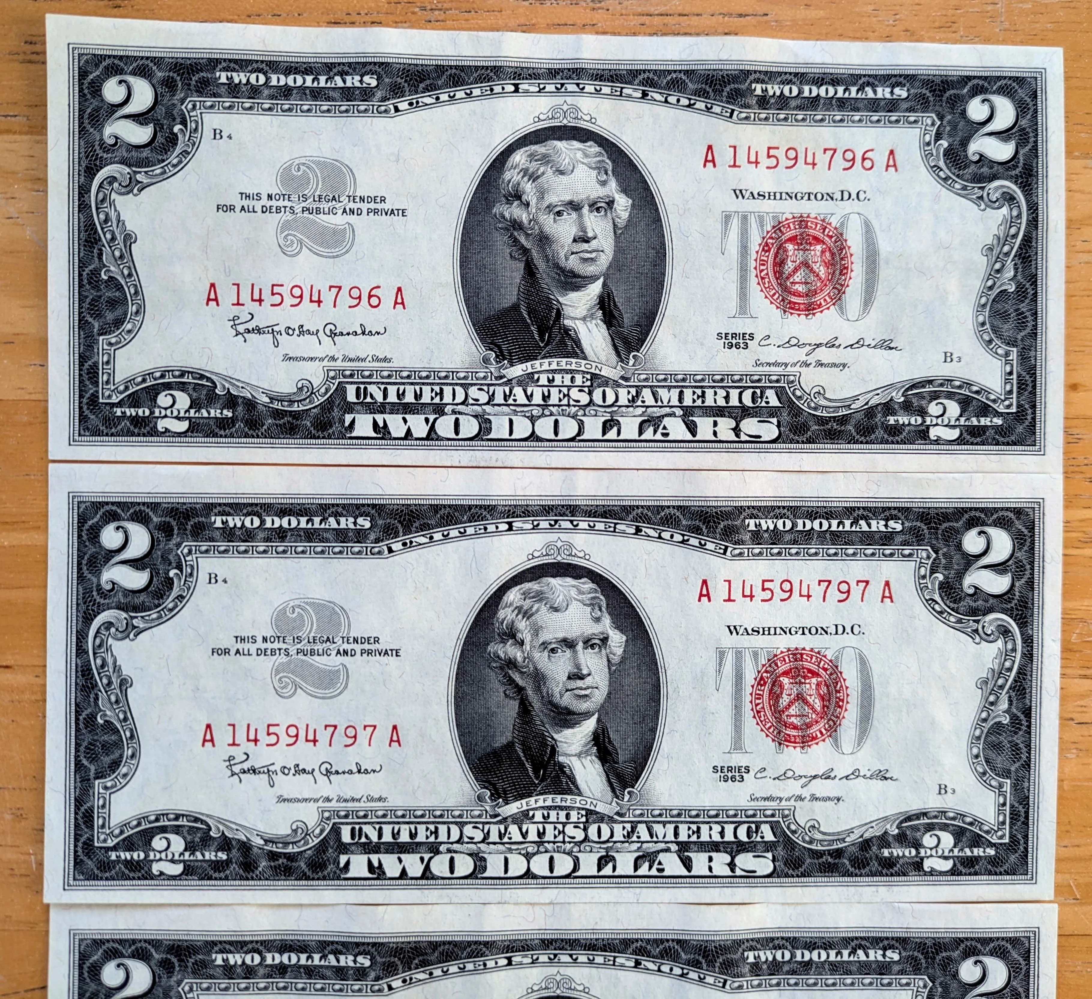 Set of 5 Consecutive Serial 1963 Legal Tender 2 Dollar Notes - Uncirculated - 1963 Two Dollar Legal Tender Notes Sequential Set - Fr.1513 - Image 2