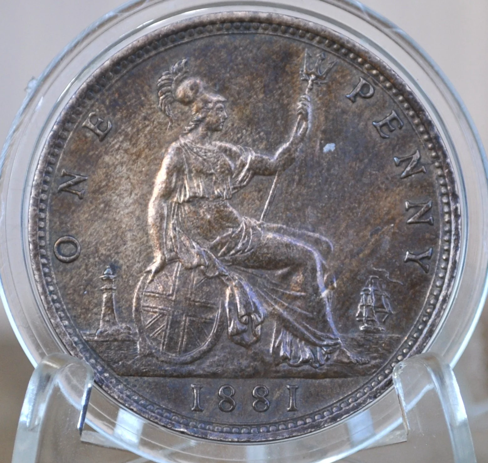 1881 Great Britain One Penny - AU (About Uncirculated) - UK Large Penny 1881 - Queen Victoria Young Head 1881 Copper UK penny - Image 2