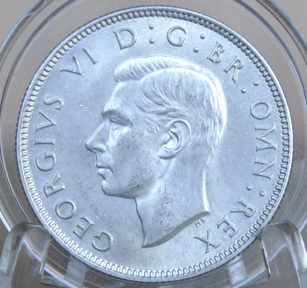 1943 Great Britain Silver Two Shillings - BU - King George VI - 2 Shilling Silver 1943 UK - 50% Silver - Image 2