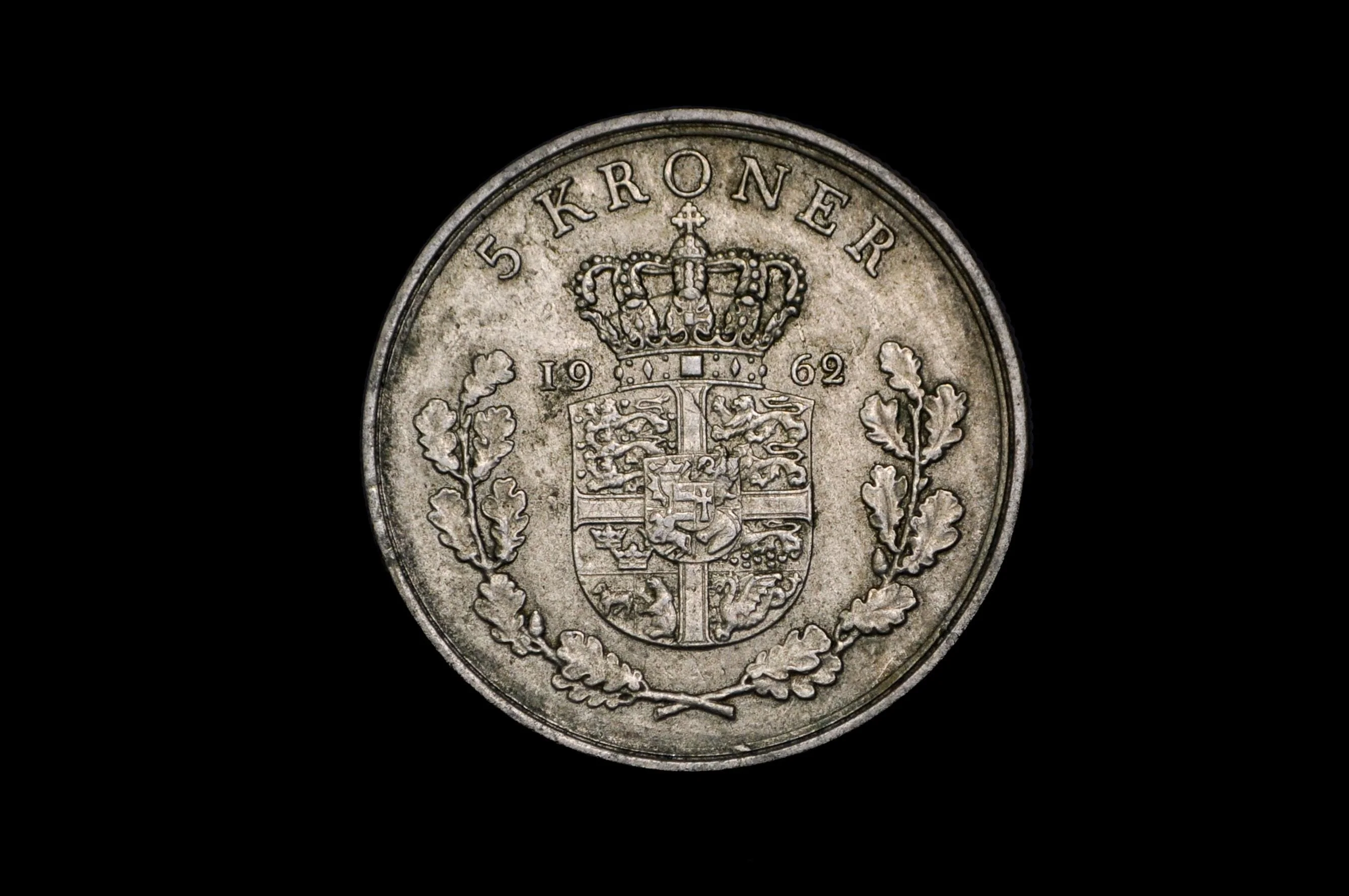 Denmark Heart Kroner Coin - Great Condition - Danmark Kroner - Two Hearts Coin - Ideal for Jewelry - Heart Coins - Image 19