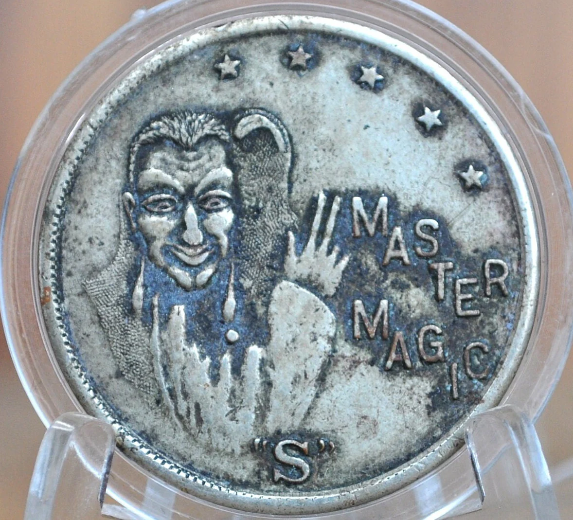 Master Magic Token - Unknown Origin, Unique Token - Magic Token, Occult Token - Master Magic S Token, Five 5 Pointed Stars