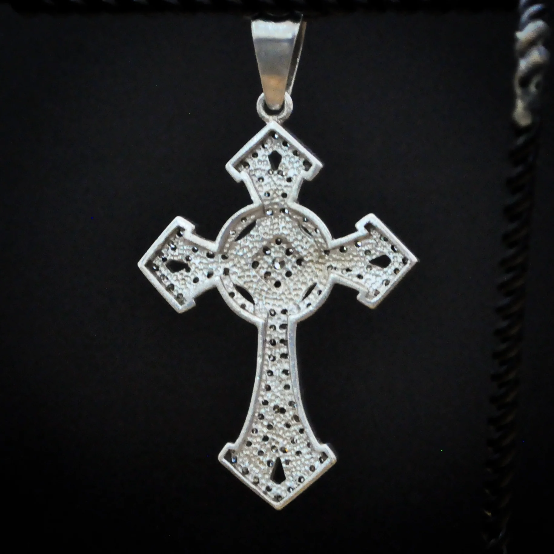 Solid Sterling Silver Gothic Cross Necklace 32g Extra Large Pendant - Large 925 Silver Gothic-Style Cross Charm - Image 3