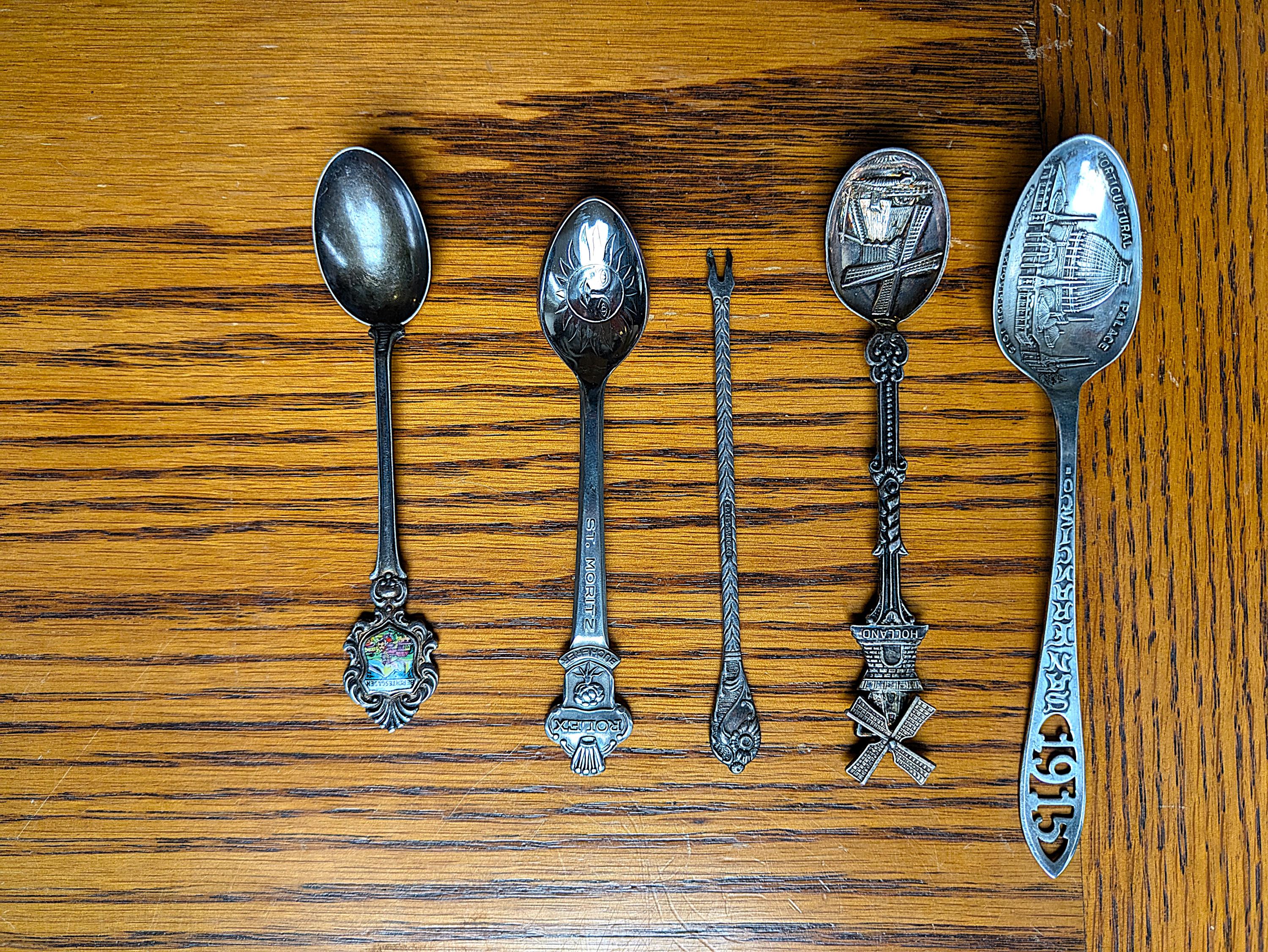 Set of 5 Antique Foreign Silver Souvenir Spoons - Décor & Collections - Silver Spoons and Lobster Fork - Souvenir Silverware - Image 3