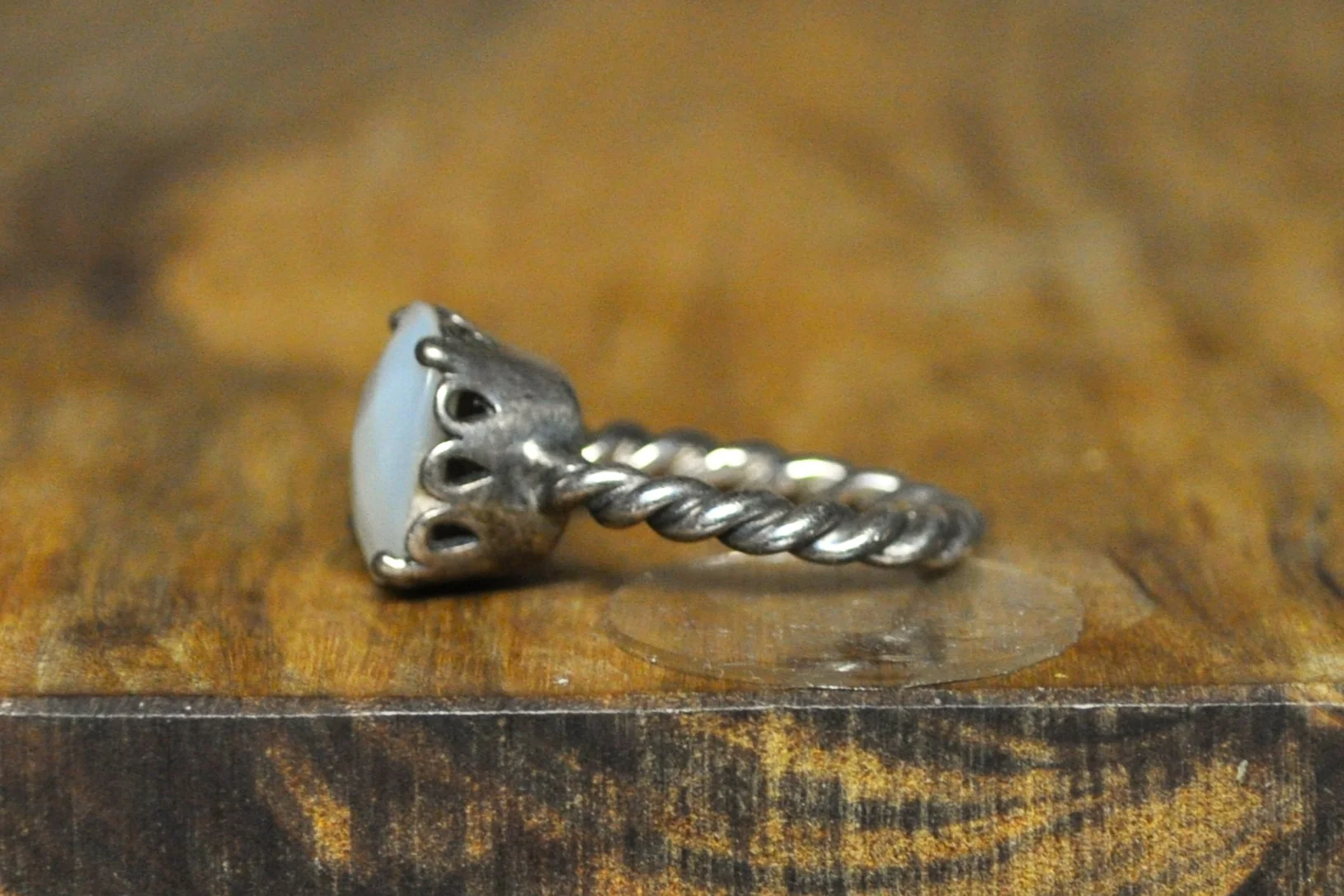 Pandora Mother of Pearl Twisted Rope Band Ring - Size 7 - Stamped and Tested Sterling Silver - Crown Filigree - Checkerboard Cut - Image 3