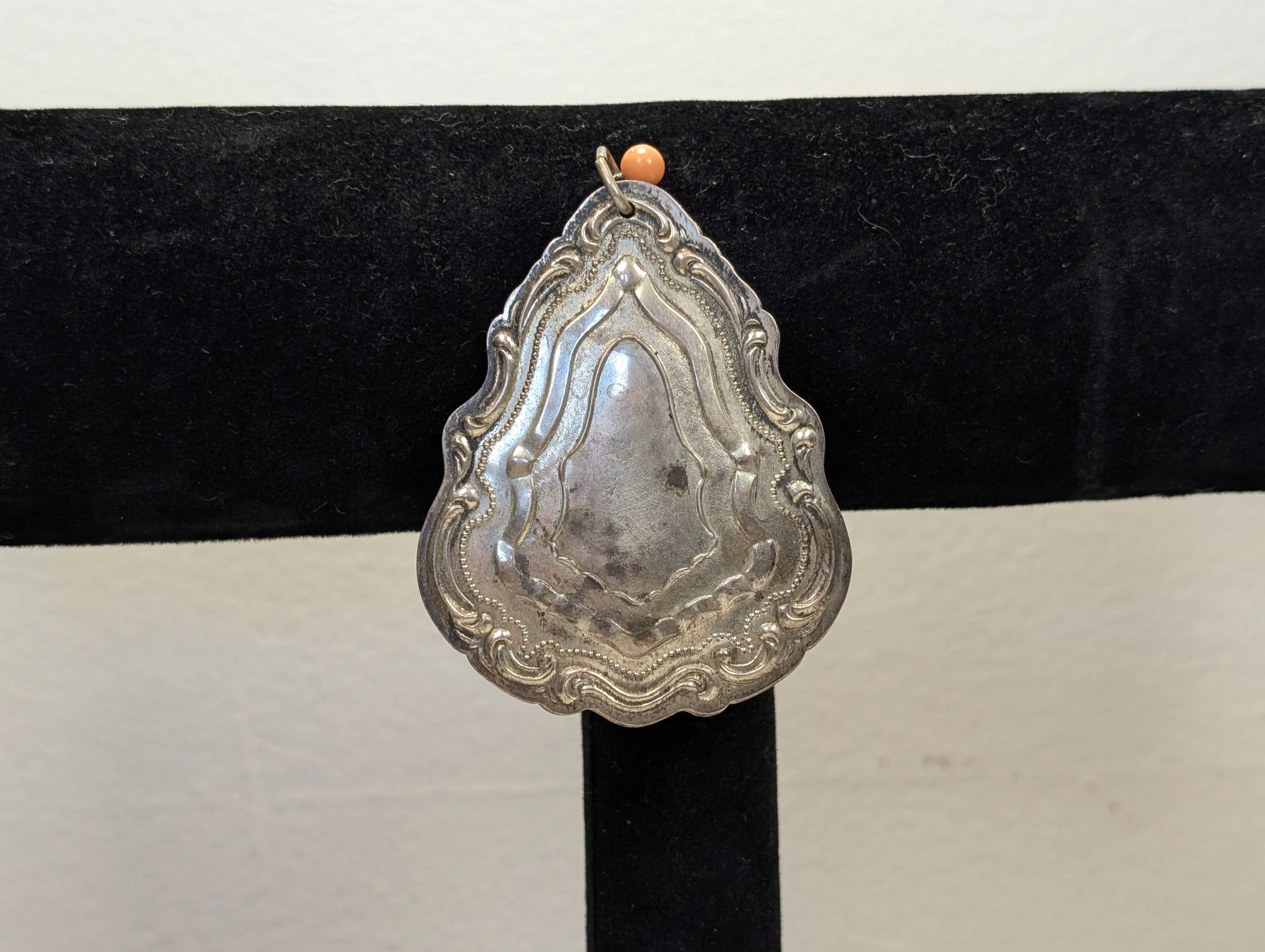 Sterling Silver 1983 Towle Christmas Floral Medallion - Stamped and Tested Sterling Silver - 1983 First Edition Floral Christmas Medallion - Image 7