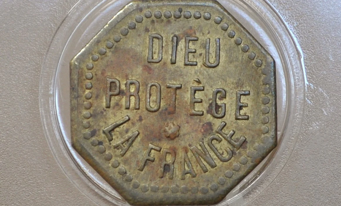 "Dieu protège la France" Religious Medallion - God Protect France Protection Medallion - Image 2