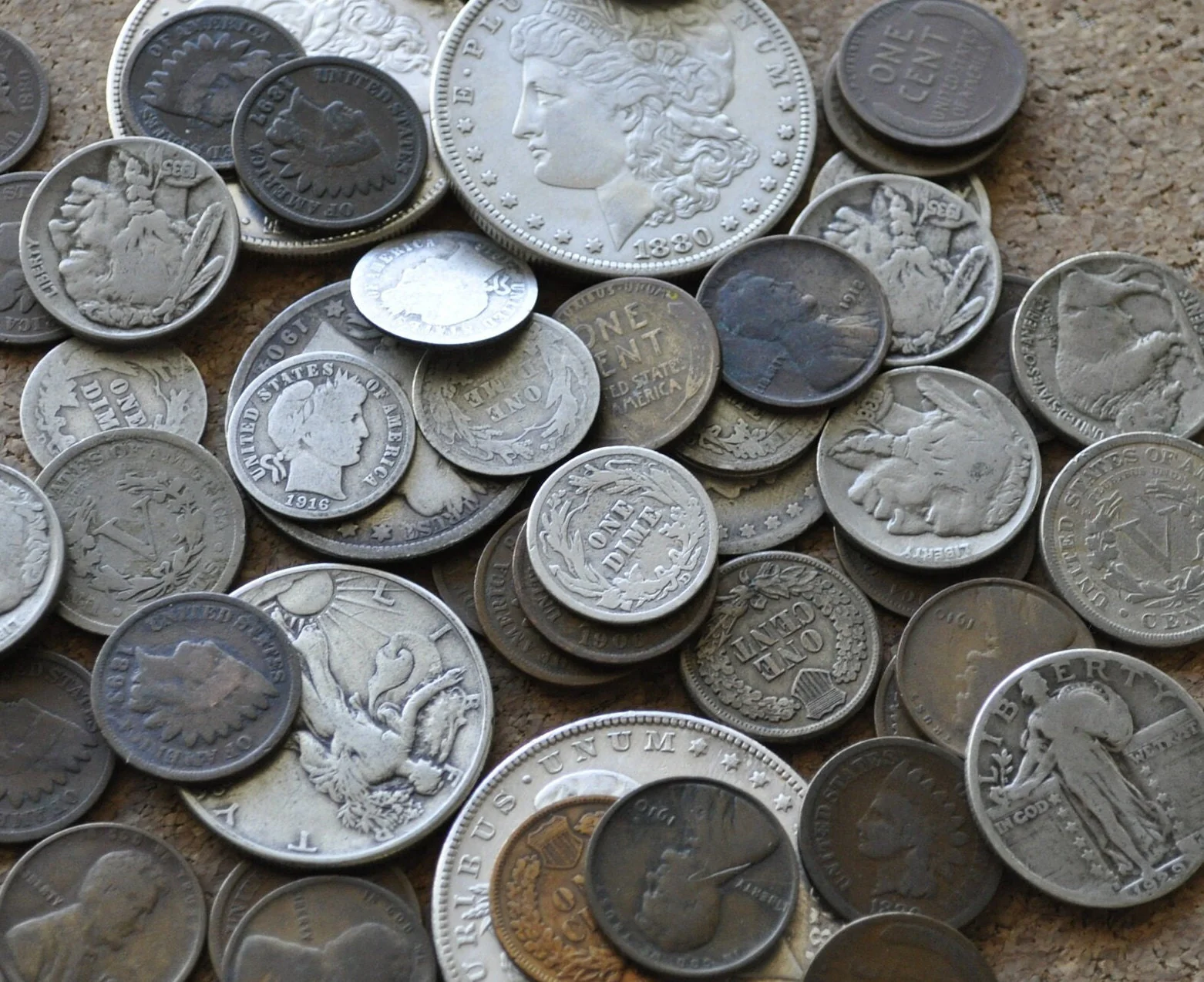 Ultimate Bag of US Coins - Morgan Silver Dollars - Silver Dimes, Half Dollars, Quarters - Buffalo / V Nickels, Indian Head & Wheat Cents - Image 3