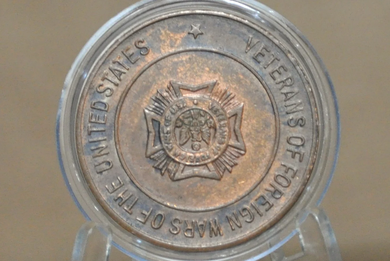 Vintage Fiftieth Anniversary Membership Award Veterans of Foreign Wars Token - Veterans of Foreign Wars of the United States 1898-1917 Token - Image 2